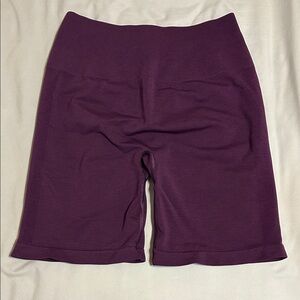 Alphalete amplify biker shorts